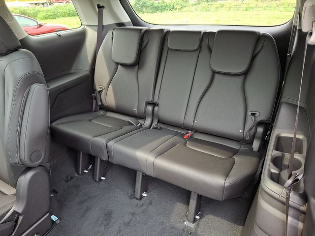 2027 Kia Carnival SX
