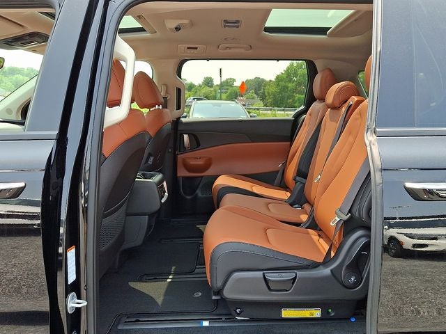 2025 Kia Carnival Hybrid SX