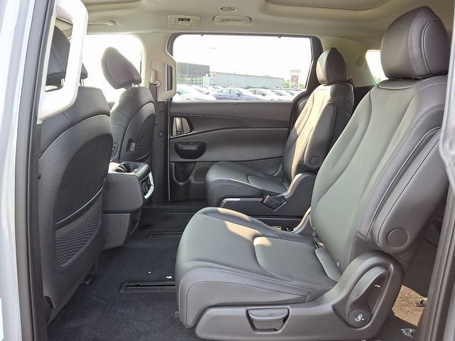2027 Kia Carnival Hybrid SX