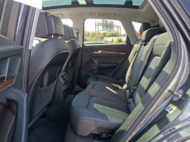 2023 Audi Q5 45 S line Premium quattro