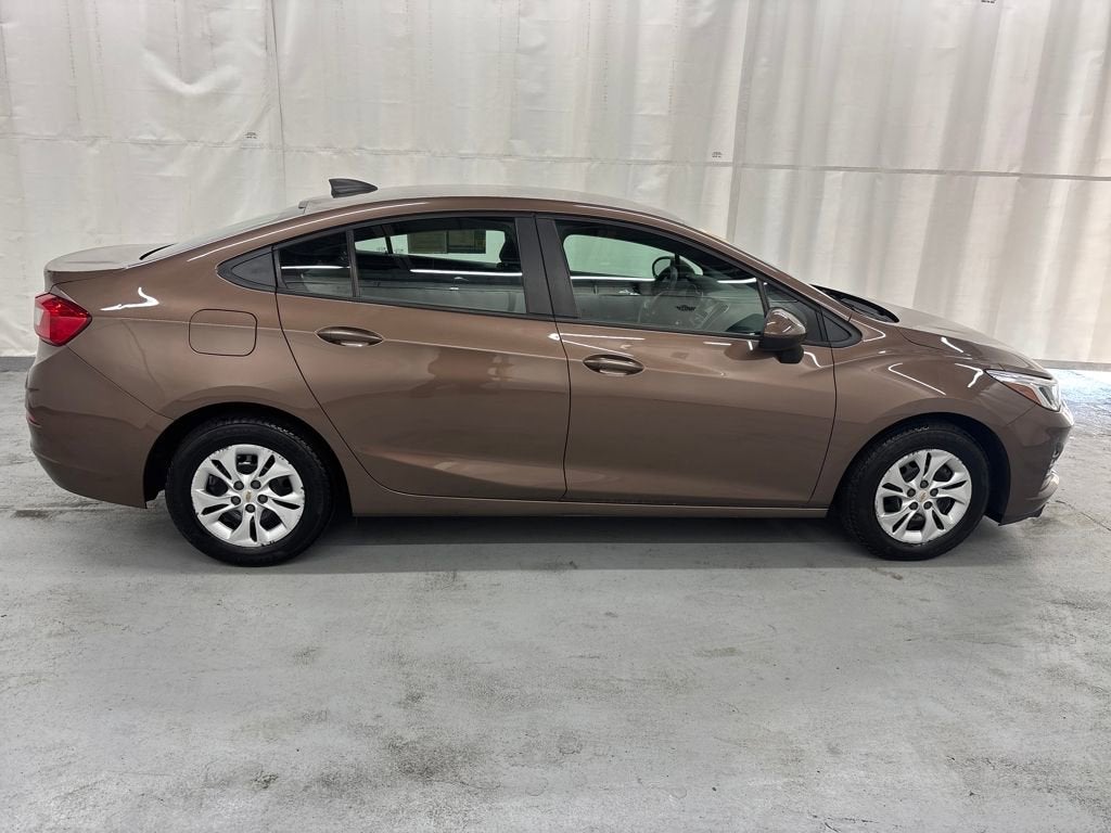 2019 Chevrolet Cruze LS