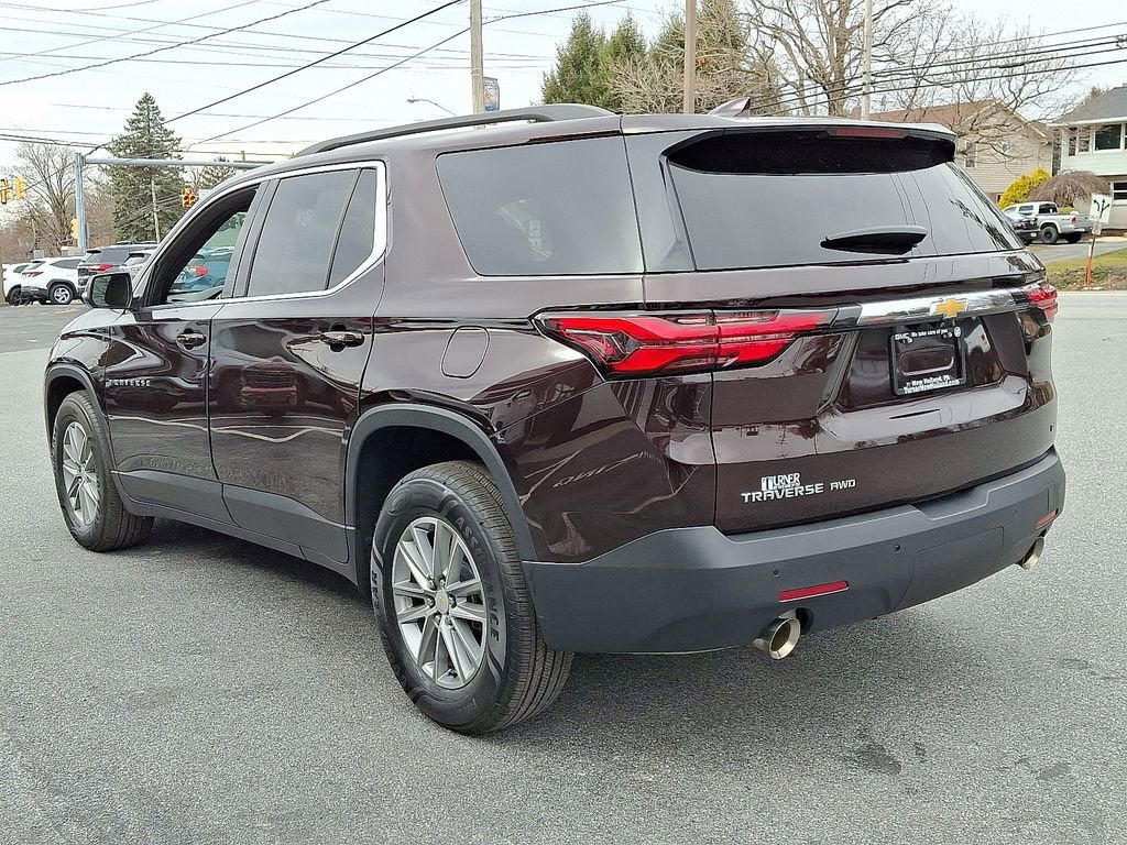 2023 Chevrolet Traverse LT Leather