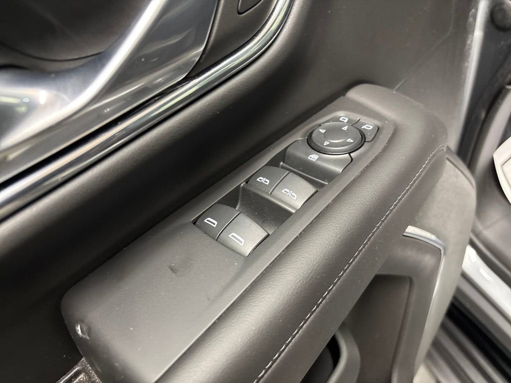 2023 Chevrolet Suburban LS