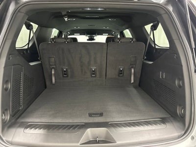 2023 Chevrolet Suburban LS