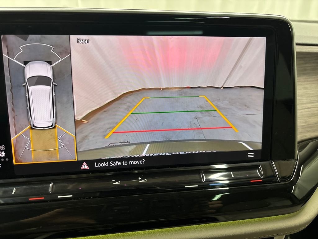 2025 Volkswagen Atlas 2.0T SEL Premium R-Line