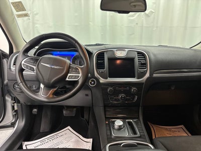 2021 Chrysler 300 Touring