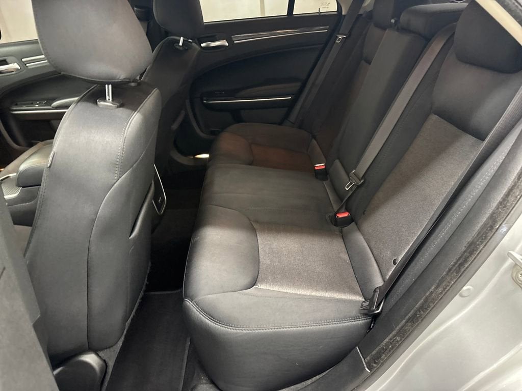 2021 Chrysler 300 Touring