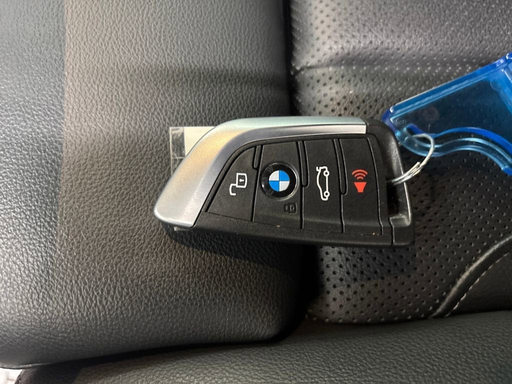 2023 BMW 3 Series 330i xDrive