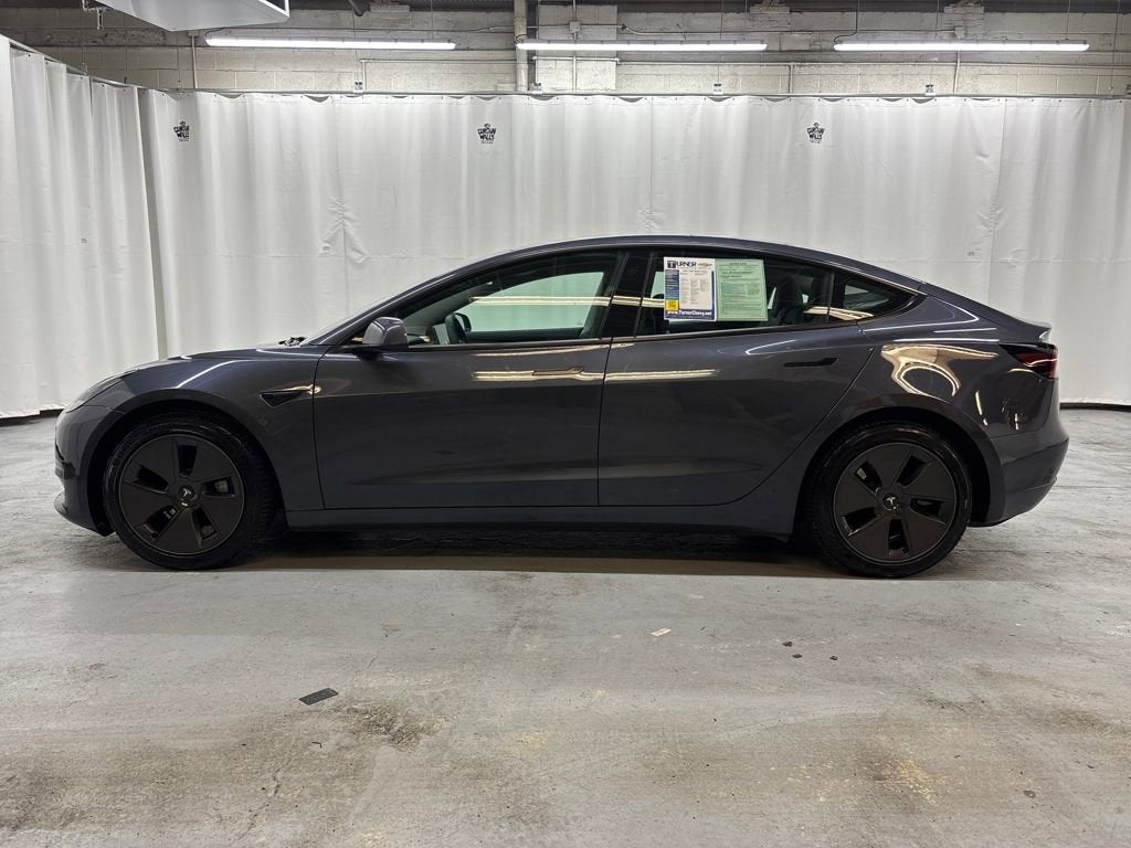 2023 Tesla Model 3 RWD